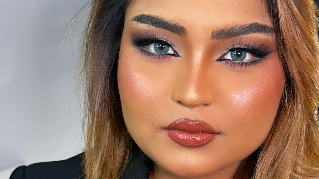 Ayusha makeup salon - Salon & Barbershop in Najma, Qatar