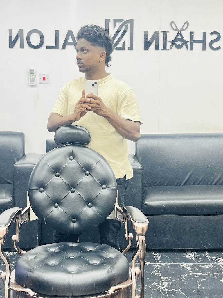 Barber salon beauty studio - Photo 2