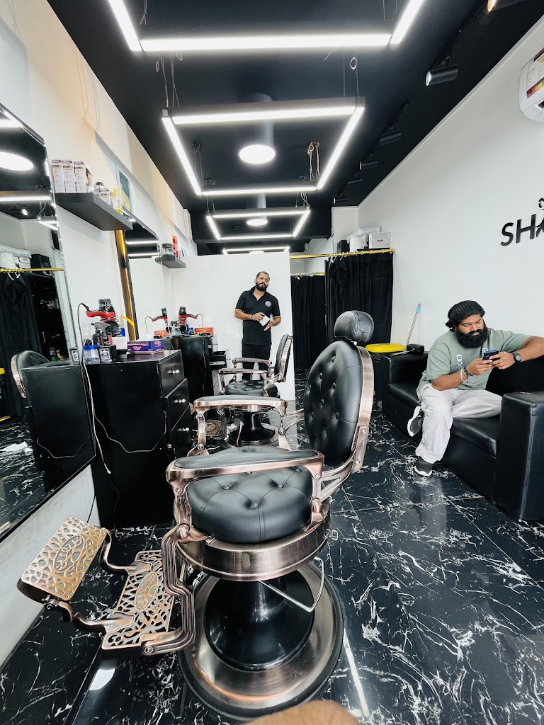 Barber salon beauty studio - Salon & Barbershop in Al Markhiya, Qatar