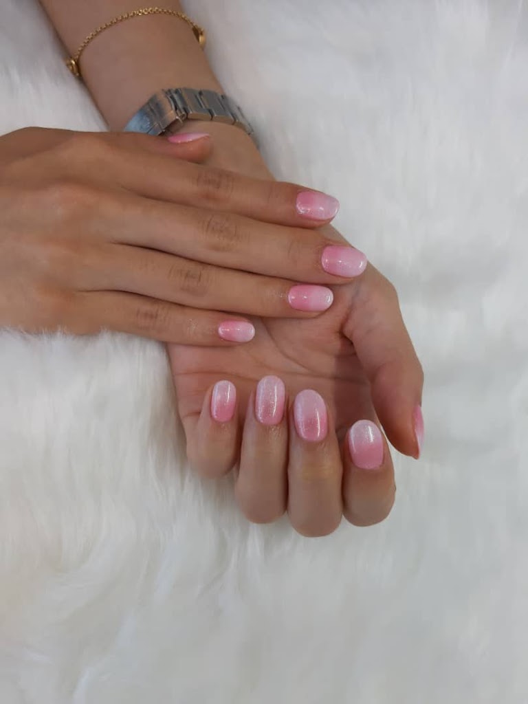 Donna Luce Beauty Lounge - Salon & Barbershop in Al Mirqab Al Jadeed, Qatar