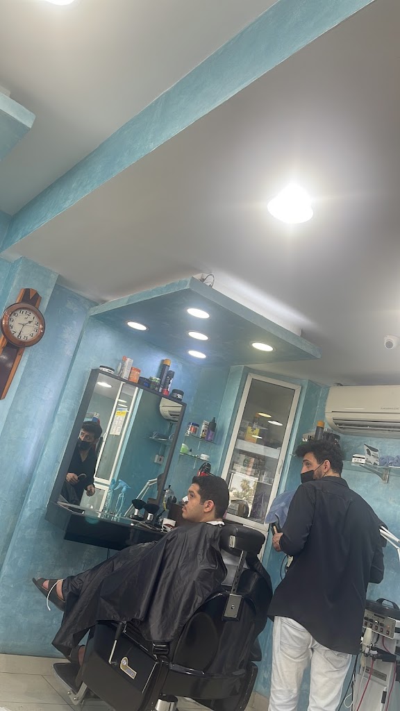 Istanbul Bridge Saloon - Photo 5
