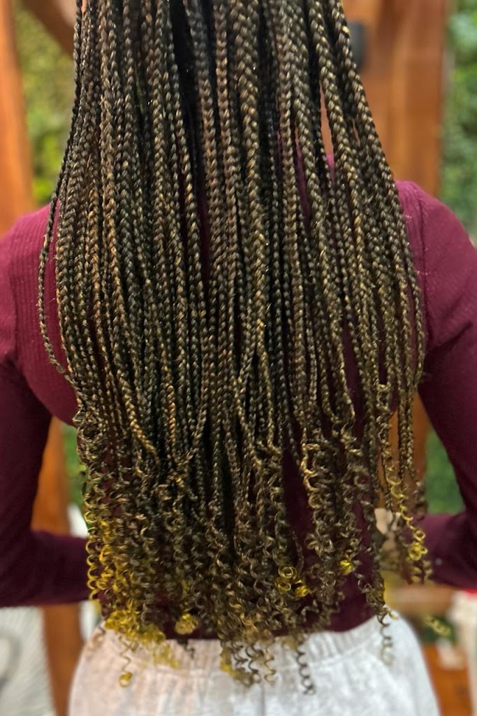 Mama africa beauty salon - Photo 1