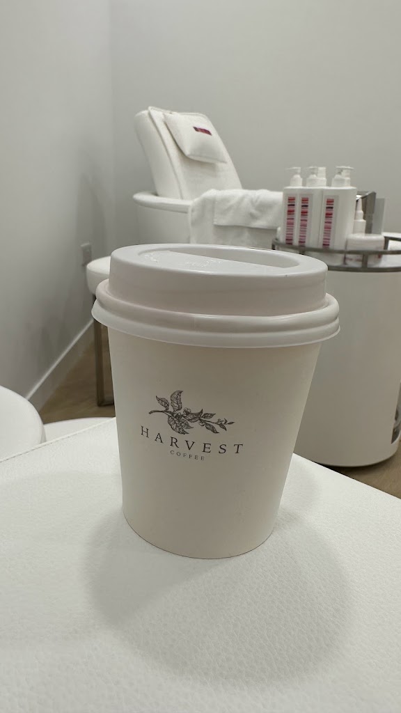 N.Bar Nail Spa & Salon - West Walk - Salon & Barbershop in Al Waab, Qatar
