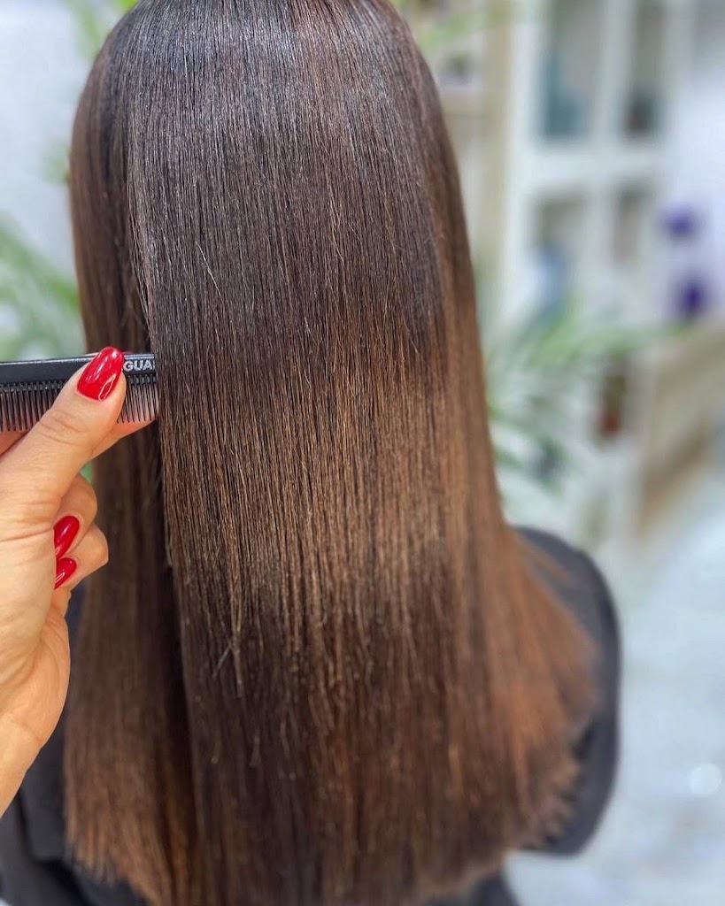 Pink Roj Salon - Salon & Barbershop in Al Sadd, Qatar
