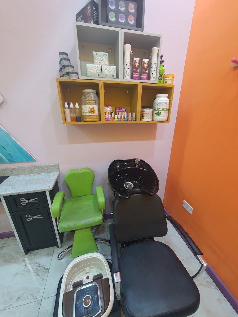 (صالون الأسد ١ للرجال والأطفال ) Lion Salon 1 men's & kid's - Photo 2